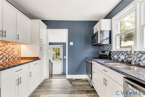 Tiny photo for 507 Walnut Avenue, Colonial Heights, VA 23834 (MLS # 2626202)