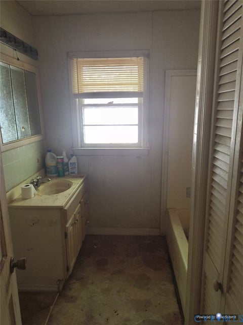 Tiny photo for 1602 Fairview Road, Duffield, VA 24245 (MLS # 2628711)