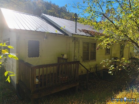 Tiny photo for 1602 Fairview Road, Duffield, VA 24245 (MLS # 2628711)