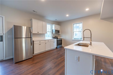 Tiny photo for 115 Pine Street, Petersburg, VA 23803 (MLS # 2625023)