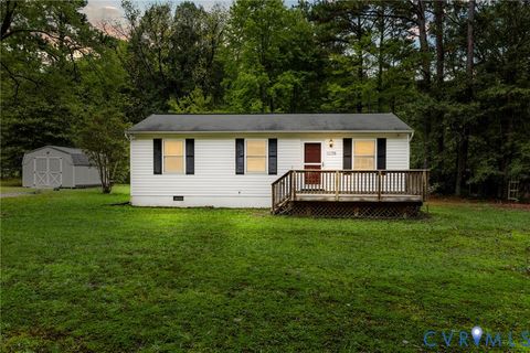 Photo of 11156 Dude Ranch Road, Glen Allen, VA 23059 (MLS # 2525546)