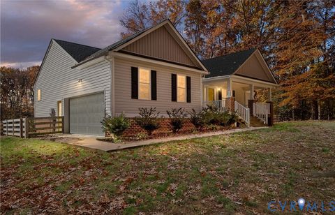 600 Signboard Rd Louisa VA 23024