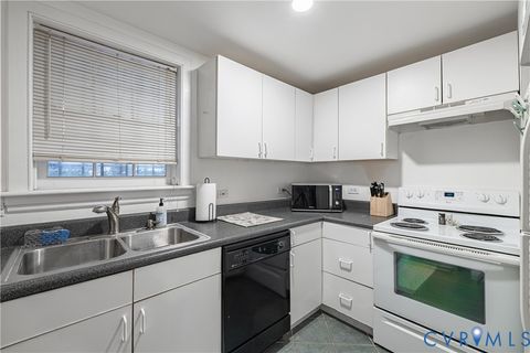 Tiny photo for 307 Cedar Street, Richmond, VA 23223 (MLS # 2533077)