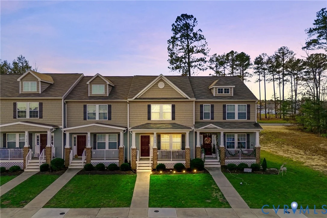 2109 Chaucer Court