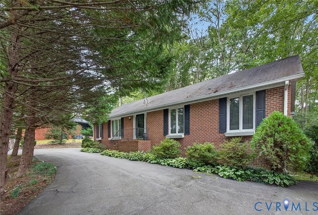 8281 Burnside Drive