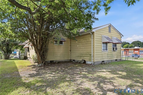 Tiny photo for 1900 Wood Street, Richmond, VA 23223 (MLS # 2623344)