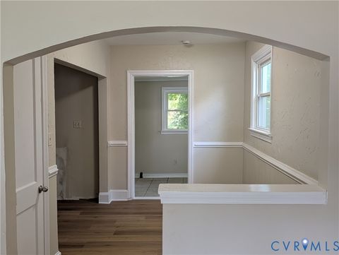 Tiny photo for 726 Jefferson Place, Petersburg, VA 23803 (MLS # 2618011)