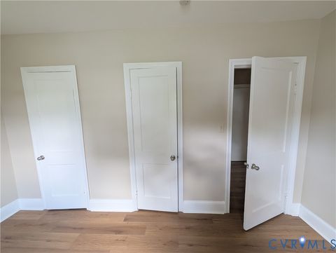 Tiny photo for 726 Jefferson Place, Petersburg, VA 23803 (MLS # 2618011)