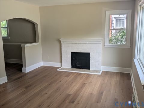Tiny photo for 726 Jefferson Place, Petersburg, VA 23803 (MLS # 2618011)