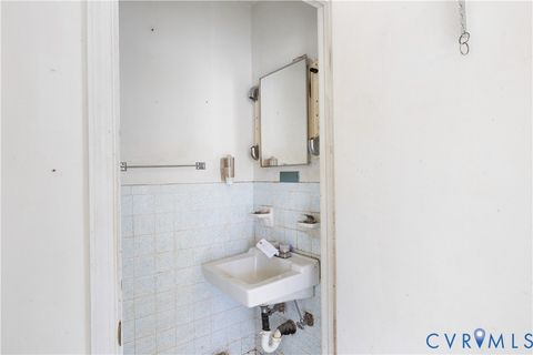 Tiny photo for 1207 Osborn Road, Farmville, VA 23901 (MLS # 2533287)