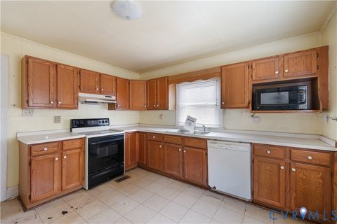 Tiny photo for 1207 Osborn Road, Farmville, VA 23901 (MLS # 2533287)