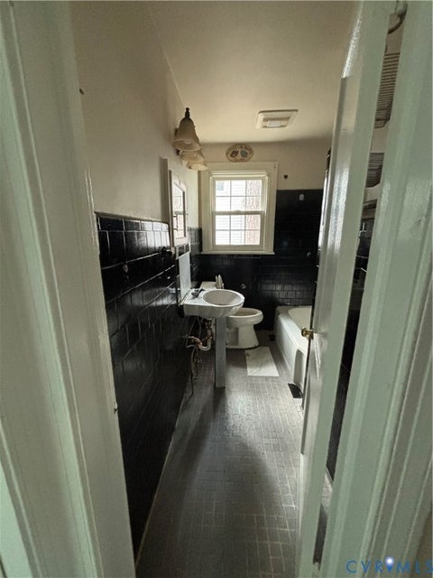 Tiny photo for 14 W Magruder Street, Sandston, VA 23150 (MLS # 2626595)