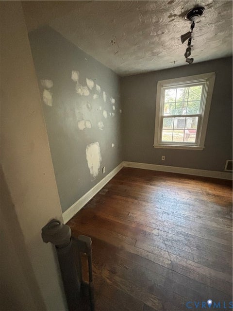 Tiny photo for 14 W Magruder Street, Sandston, VA 23150 (MLS # 2626595)
