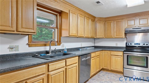 Tiny photo for 5155 Stage Road, Campbell, VA 24538 (MLS # 2625926)