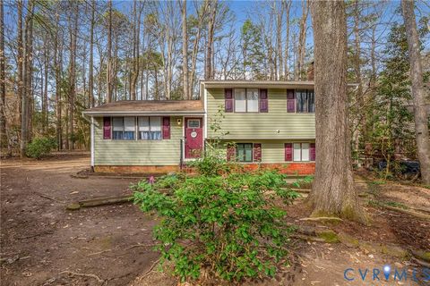 Tiny photo for 13313 Farm Crest Court, Midlothian, VA 23112 (MLS # 2605588)