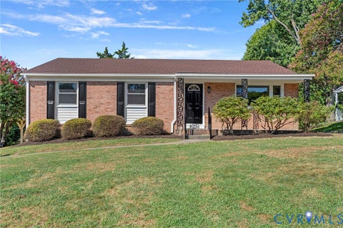 Photo of 7402 Edgewood Avenue, Richmond, VA 23227 (MLS # 2626645)