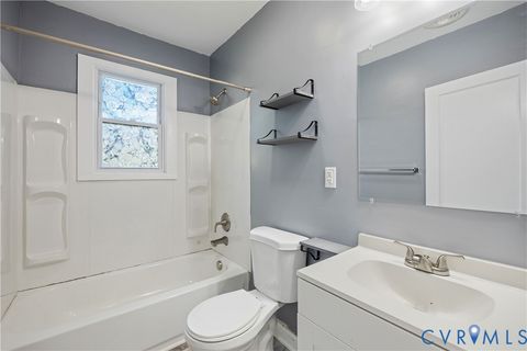 Tiny photo for 101 Slagle Avenue, Petersburg, VA 23803 (MLS # 2521993)