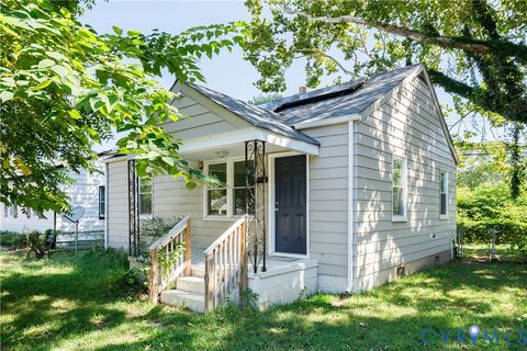 Tiny photo for 101 Slagle Avenue, Petersburg, VA 23803 (MLS # 2521993)
