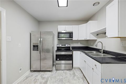 Tiny photo for 101 Slagle Avenue, Petersburg, VA 23803 (MLS # 2521993)