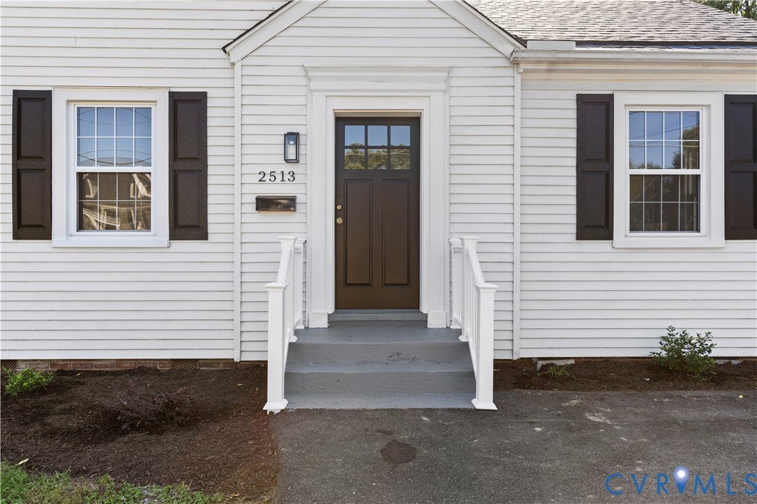 2513 Maplewood Road