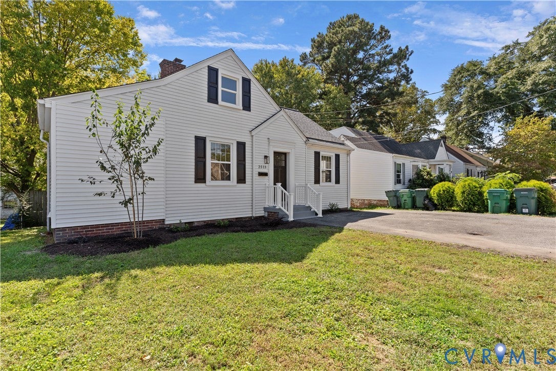 2513 Maplewood Road