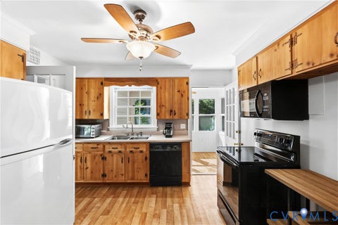 Tiny photo for 1405 Lee Drive, Farmville, VA 23901 (MLS # 2624760)