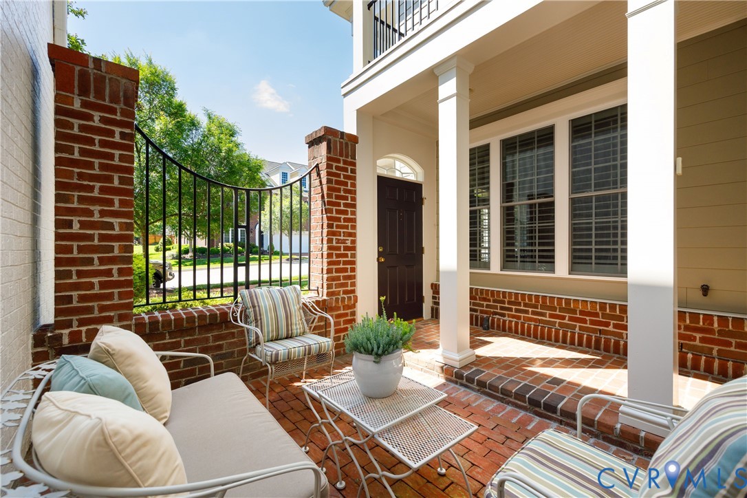 708 Southwark Lane