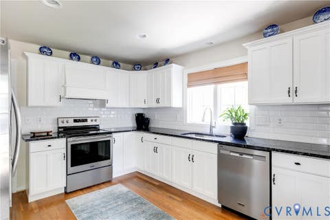 Tiny photo for 5000 Grove Avenue, Richmond, VA 23226 (MLS # 2617905)