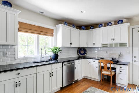 Tiny photo for 5000 Grove Avenue, Richmond, VA 23226 (MLS # 2617905)
