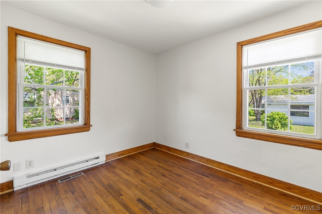 Richmond, Virginia 23224, United States, 3 Bedrooms Bedrooms, ,1 BathroomBathrooms,Residential,Pending,112389