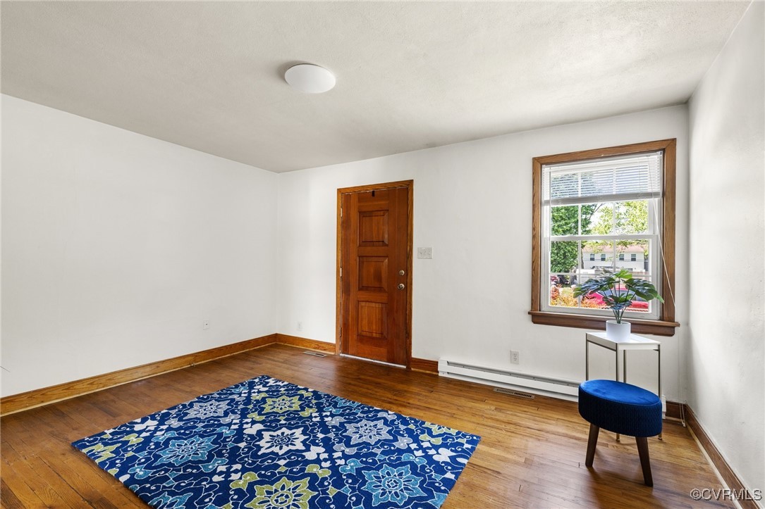 Richmond, Virginia 23224, United States, 3 Bedrooms Bedrooms, ,1 BathroomBathrooms,Residential,Pending,112389