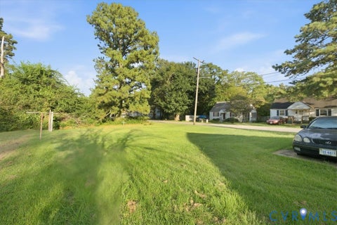 Tiny photo for 43 Summit Street, Petersburg, VA 23803 (MLS # 2623621)