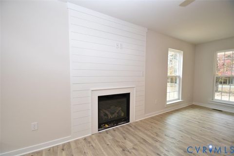 Tiny photo for 375 Amick Road, Louisa, VA 23093 (MLS # 2612581)