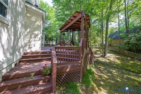 Tiny photo for 11215 Shelter Cove, Smithfield, VA 23430 (MLS # 2613109)
