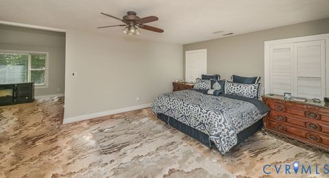 Tiny photo for 11215 Shelter Cove, Smithfield, VA 23430 (MLS # 2613109)