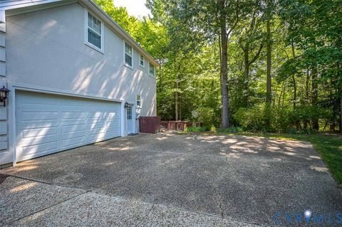 Tiny photo for 11215 Shelter Cove, Smithfield, VA 23430 (MLS # 2613109)