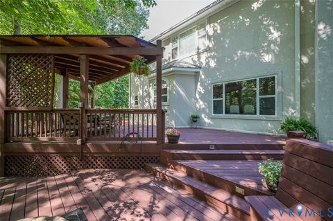 Tiny photo for 11215 Shelter Cove, Smithfield, VA 23430 (MLS # 2613109)