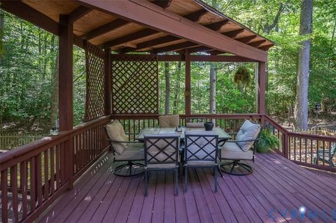 Tiny photo for 11215 Shelter Cove, Smithfield, VA 23430 (MLS # 2613109)