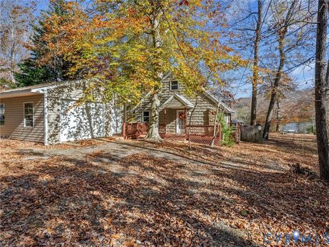 Tiny photo for 7048 Lakeshore Drive, New Kent, VA 23141 (MLS # 2533801)