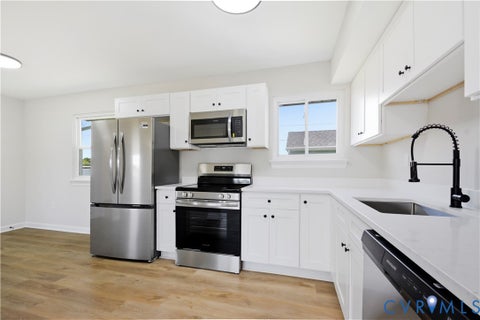 Tiny photo for 200 Seaton Drive, Henrico, VA 23223 (MLS # 2624353)