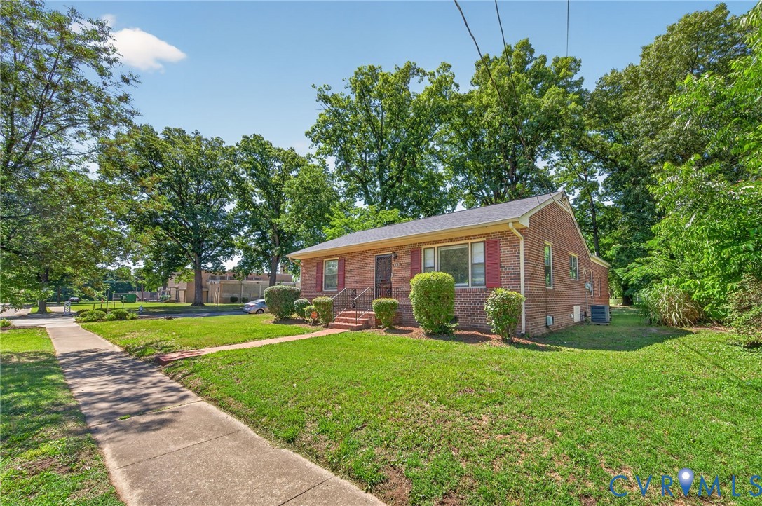 603 Akron Street