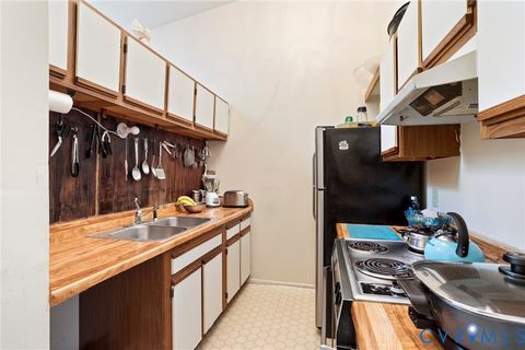 Tiny photo for 4106 Thalia Station Circle #202, Virginia Beach, VA 23452 (MLS # 2612094)