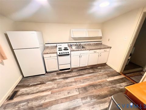 Tiny photo for 716 Bollingbrook Street, Petersburg, VA 23805 (MLS # 2611799)
