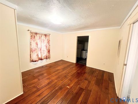 Tiny photo for 716 Bollingbrook Street, Petersburg, VA 23805 (MLS # 2611799)