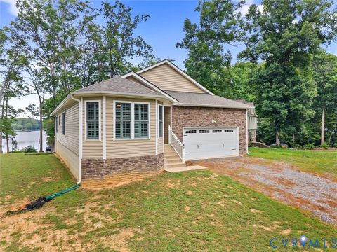 Tiny photo for 44 Lake Caroline Drive, Ruther Glen, VA 22546 (MLS # 2618404)