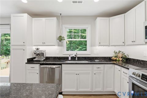 Tiny photo for 4939 Shannon Hill Road, Kents Store, VA 23084 (MLS # 2627554)