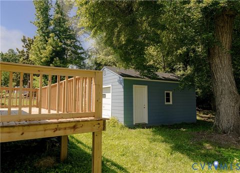 Tiny photo for 424 Elm Street, Petersburg, VA 23803 (MLS # 2618908)