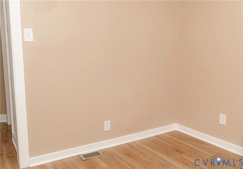 Tiny photo for 424 Elm Street, Petersburg, VA 23803 (MLS # 2618908)