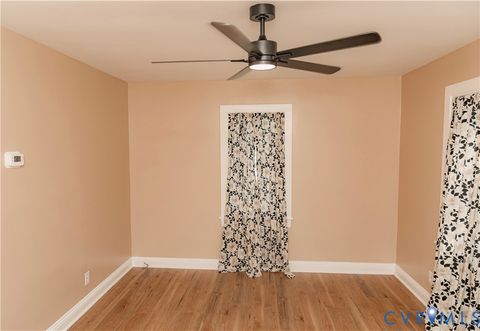 Tiny photo for 424 Elm Street, Petersburg, VA 23803 (MLS # 2618908)