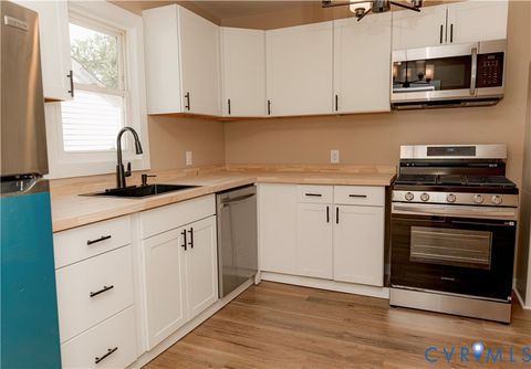 Tiny photo for 424 Elm Street, Petersburg, VA 23803 (MLS # 2618908)